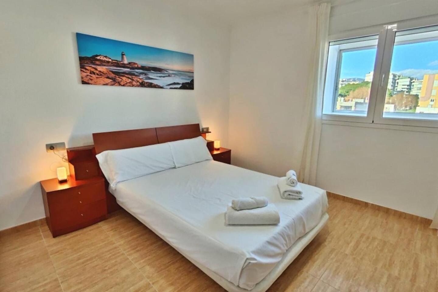 Apartamento Paseo Larios Торре-дель-Мар Екстер'єр фото
